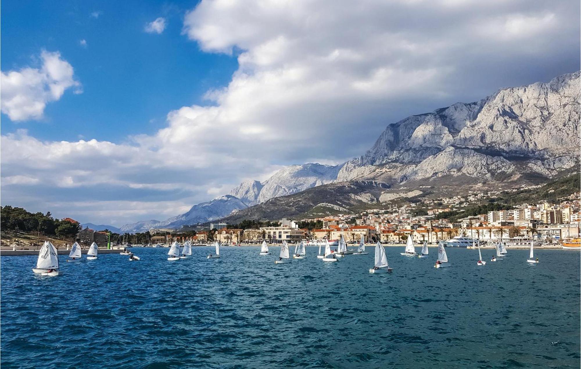 Amazing Apartment In Makarska With House Sea View Extérieur photo